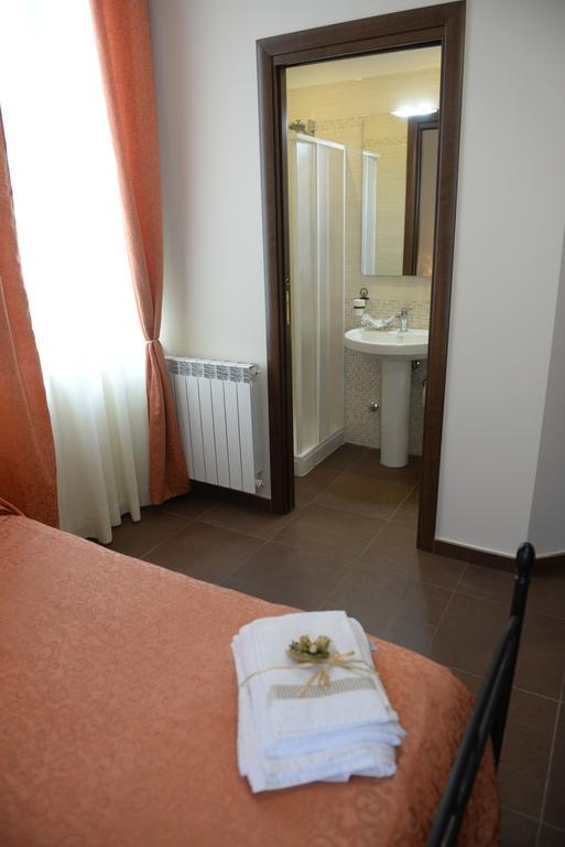 B&B San Leonardo Mascali Exterior photo